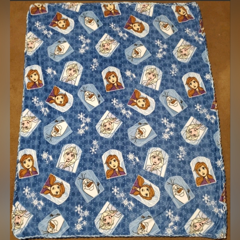 Handmade Disney Frozen Braided Edge Super Soft Fleece Throw XL 53" x 68" SALE